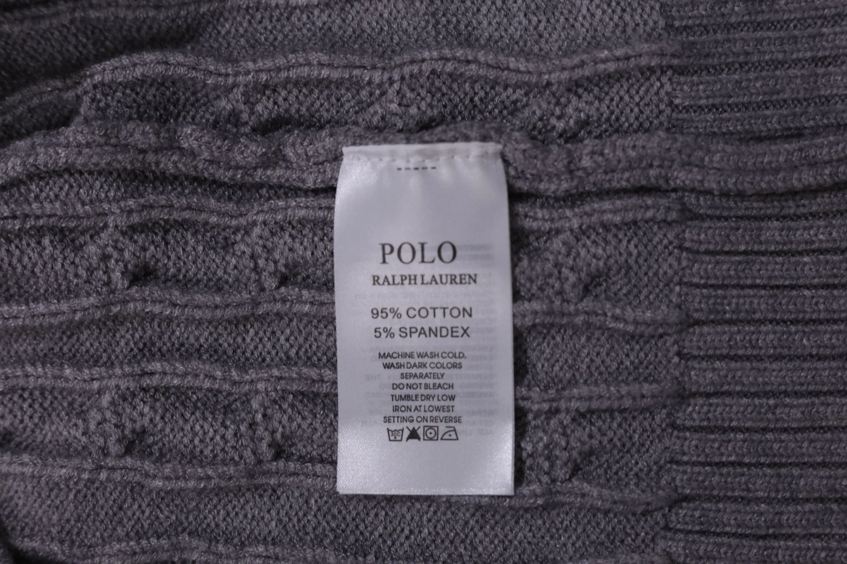 P260 Style No. D05) The top version on the market in 2025 Ralph Lauren #ootddailywear #Autumn and winter sweater #Knitted sweater outfit #ralph lauren sweater #Can be worn by both men and women [Star R] Finally waited until the Ralph men’s twist crew neck sweater is finally here! The most popular sweater is a limited edition every year. There won’t be many styles in the store! Ralph Lauren Men's Round Neck Sweater [Fire R] has a really nice shape. It can be worn alone or as a jacket. It can also be worn inside or worn with a shirt~100% pure cotton #Practical Wear. Colors: off-white, navy blue, khaki, gray, sizes S to XL